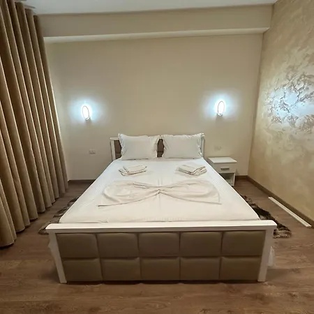 Guni 3* Krujë